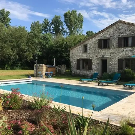 In With Private Pool Ferienhaus Pardaillan