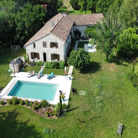 In With Private Pool Ferienhaus *